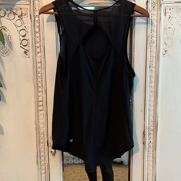 Lulu lemon tank - Picture 6 of 6